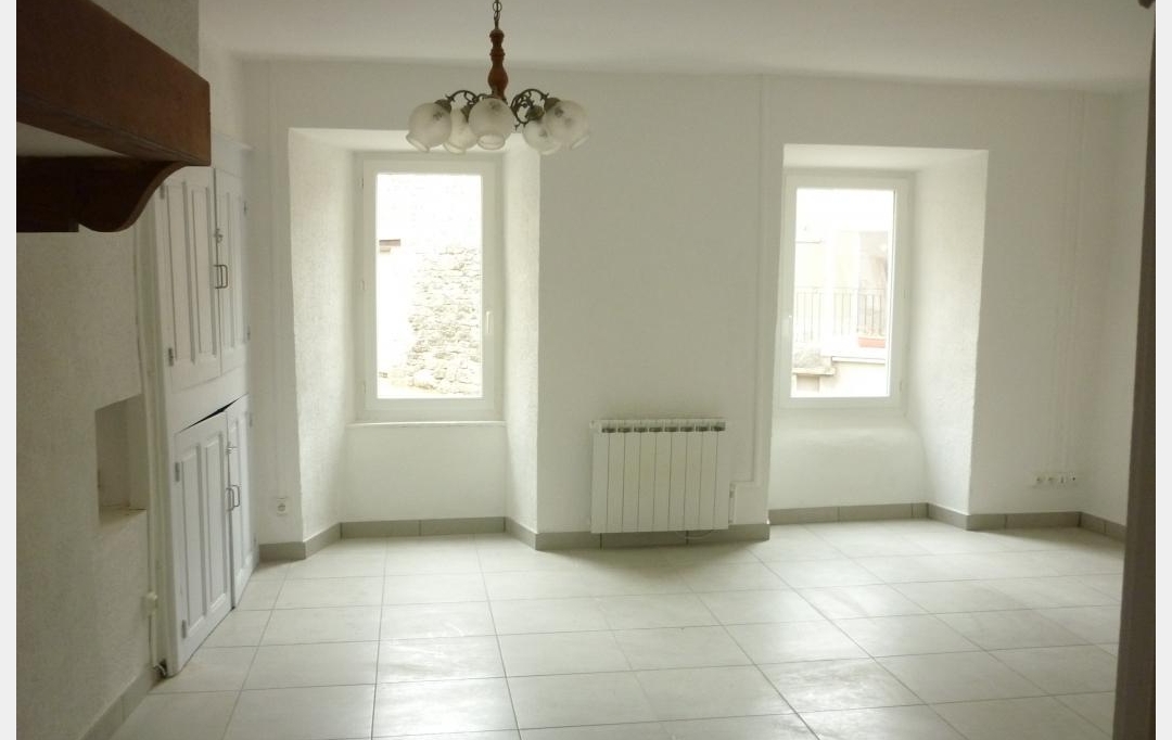 SOLOGEC IMMOBILIER : Appartement | SAINT-ETIENNE-DU-VALDONNEZ (48000) | 67 m2 | 384 € 